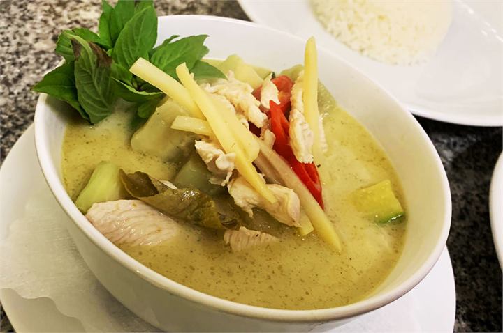 Gaeng Khiaw Whan – grünes Curry