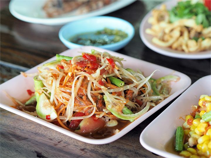 Som Tam – thailändischer Papaya-Salat
