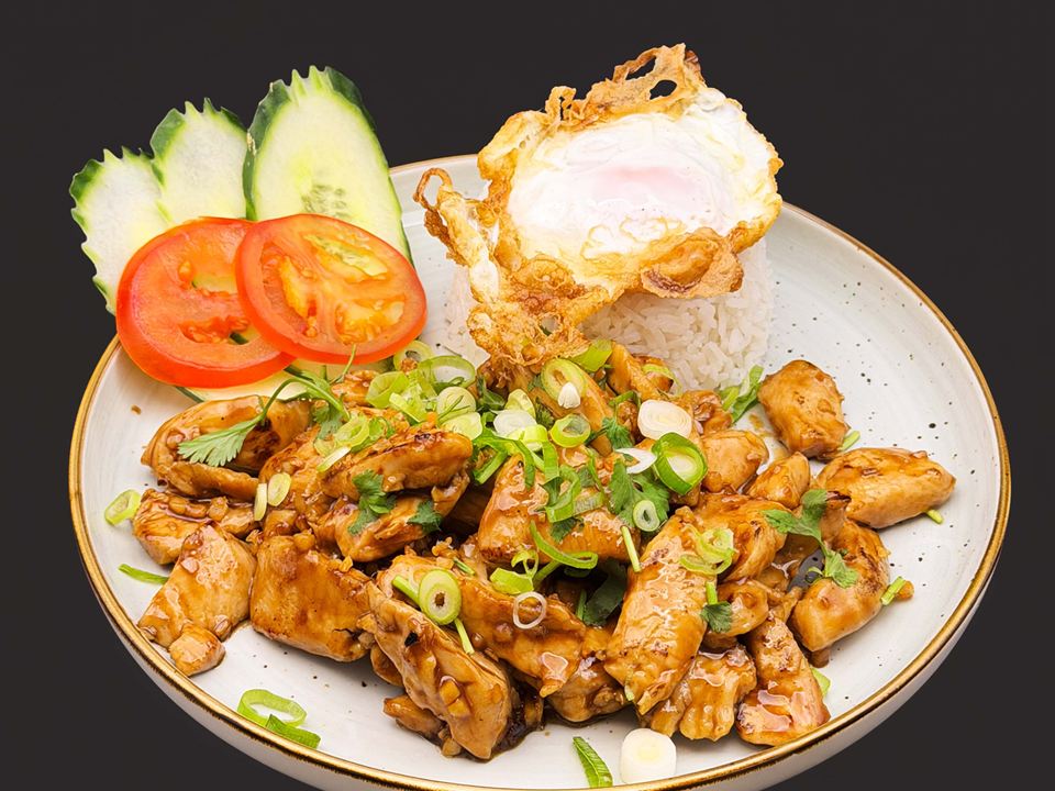 Nr. 17 Gai Gra Thiam – Knoblauch-Hähnchen