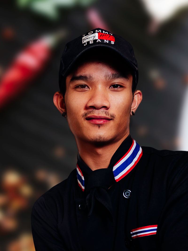 Küchenchef Lekzi Maneewan am Wok